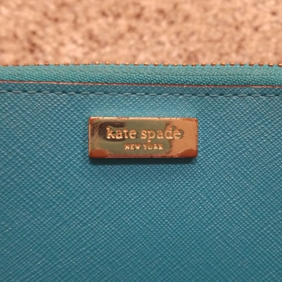 Kate Spade wallet - Picture 2 of 4